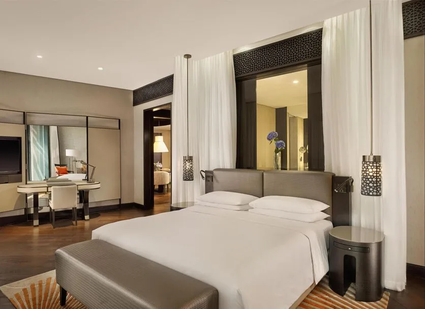 Grand Hyatt Abu Dhabi Hotel and Residences Emirates Pearl 6